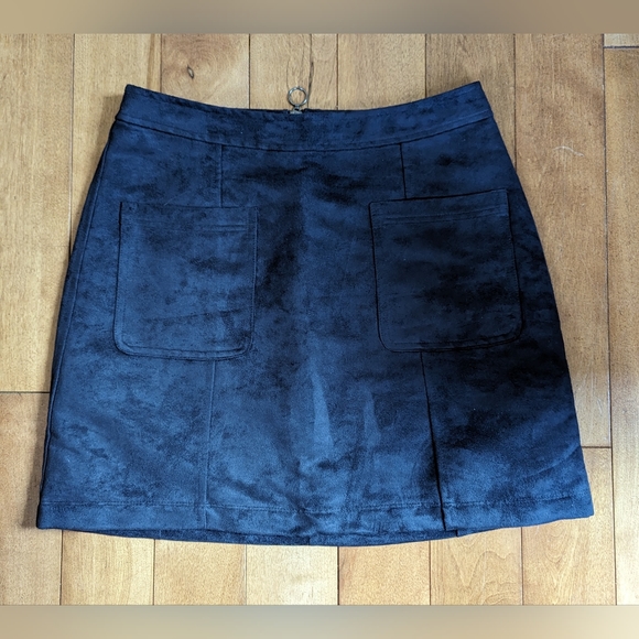 Suede Black Mini Skirt - Old Navy - Picture 1 of 5